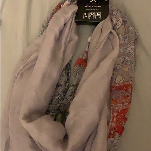 Infinity scarf - Picture 2 of 3